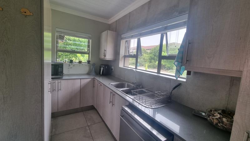 4 Bedroom Property for Sale in Groot Brakrivier Central Western Cape